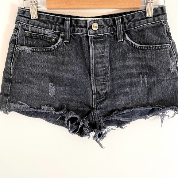 Reformation Black High Rise Jean Short Size 28 - Picture 5 of 12